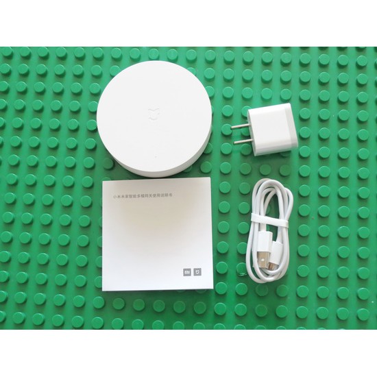 Bộ điều khiển trung tâm Xiaomi Mijia ZNDMWG03LM - Mi Hub Multi Gateway V3 hỗ trợ Zigbee 3.0, Bluetooth, Apple Homekit