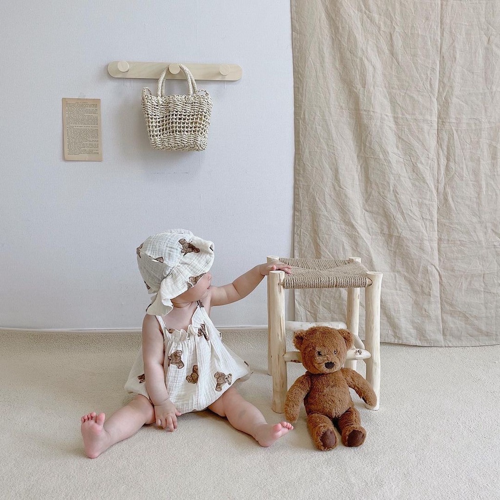 Bộ Áo Liền Quần Hai Dây Hình Gấu Dễ Thương + Nón Thời Trang Mùa Hè Cho Bé Sơ Sinh