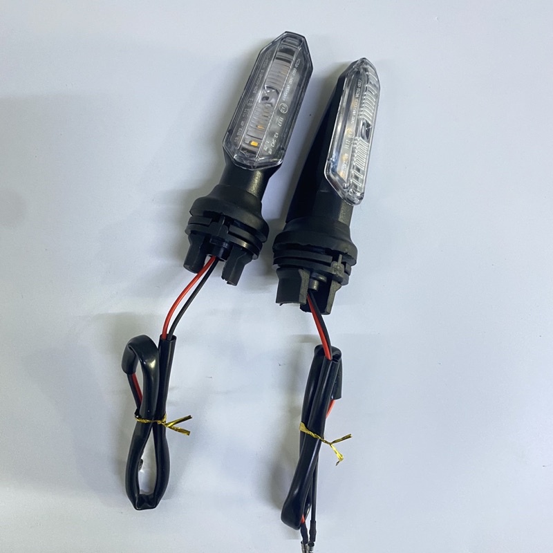 Xinhan kiểu Winner X chân đa năng gắn thông dụng tất cả các dòng xe