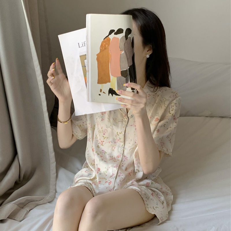 Bộ đồ ngủ lụa lạnh FDS gồm quần short và áo ngắn tay họa tiết hoa nhỏ phong cách Hàn Quốc thời trang mùa hè