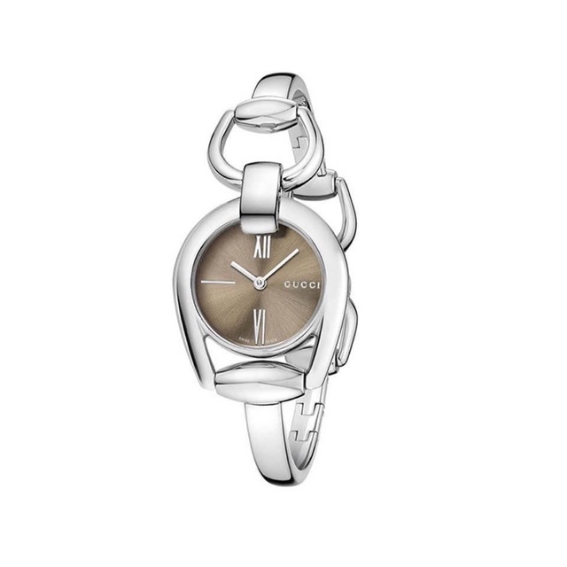 Đồng hồ nữ Gucci Horsebit Dáng lắc sang chảnh, đơn giản mà đẹp lắm ý