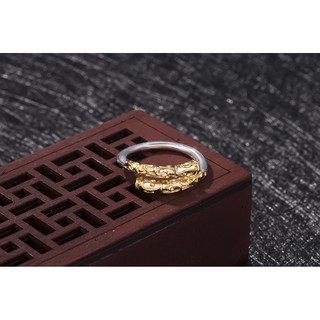 Nhẫn Như Ý chạm khắc thủ công