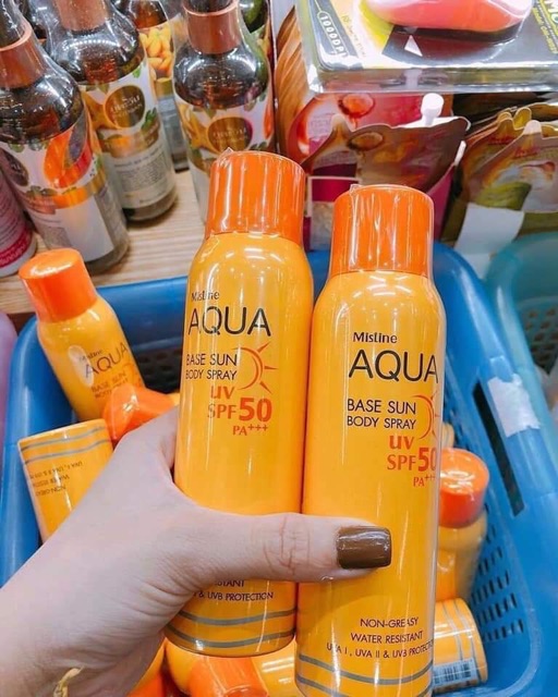 XỊT CHỐNG NẮNG AQUA CỦA THÁI