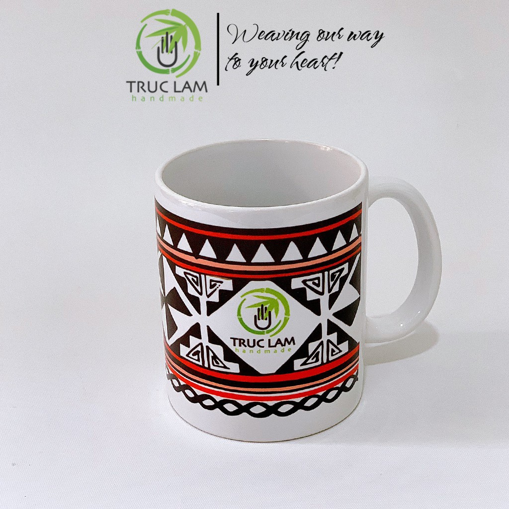 Cốc Uống Nước Có Quai Cầm Chất Liệu Sứ Bát Tràng In Họa Tiết Thổ Cẩm Dân Tộc Thái - Trúc Lâm Handmade