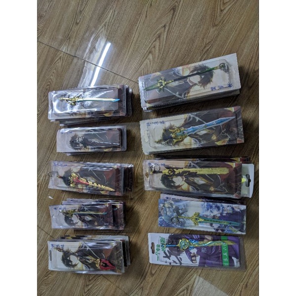 Mô Hình móc khoá trọng kjếm bán nguyệt Genshin Impact