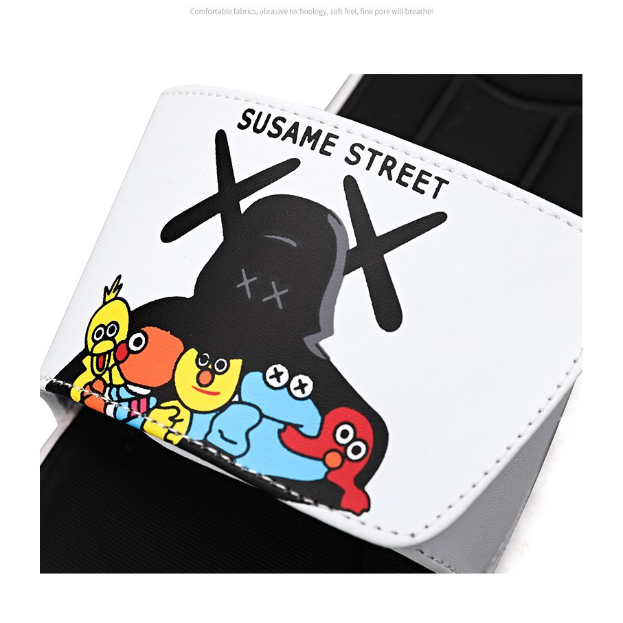 Dép lê quai ngang dán nam nữ unisex Kaws x Susame street Cao cấp - Dép đôi thời trang ulzzang hàn quốc đi cực êm chân 55