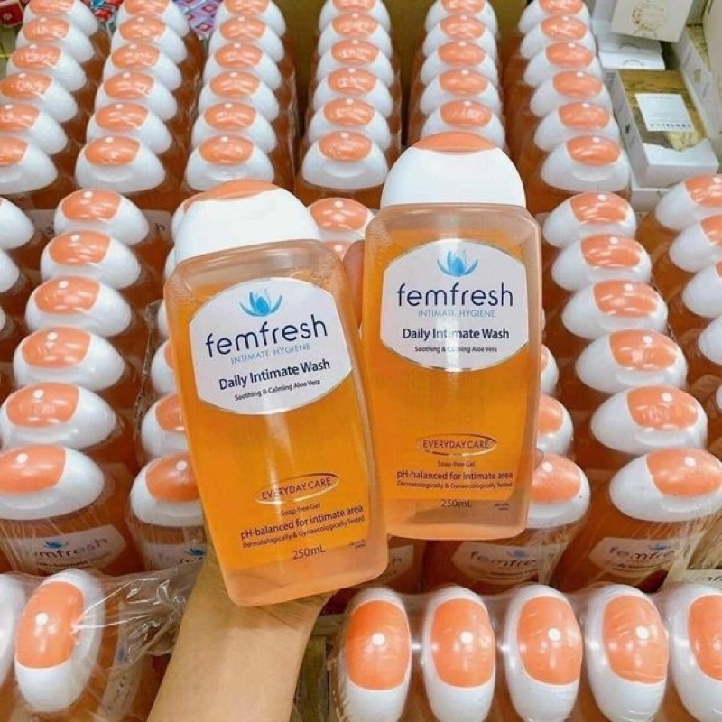 dung dịch vệ sinh phụ nữ Femfresh