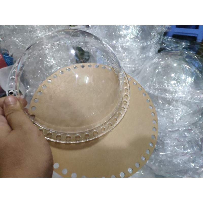 Tấm Mica Mặt Cầu Lồi.