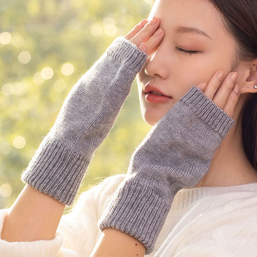 Găng tay hở ngón giữ ấm mùa thu đông bằng nhung mềm mại co giãn hở ngón thoáng khí dễ thương cho nữ