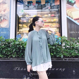 Áo cổ nơ xếp ly