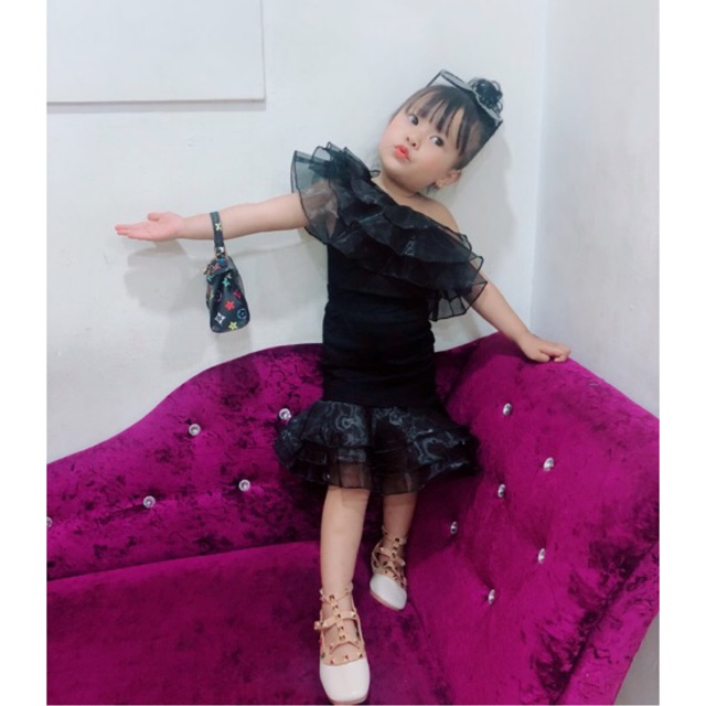 Set đầm đen thiết kế