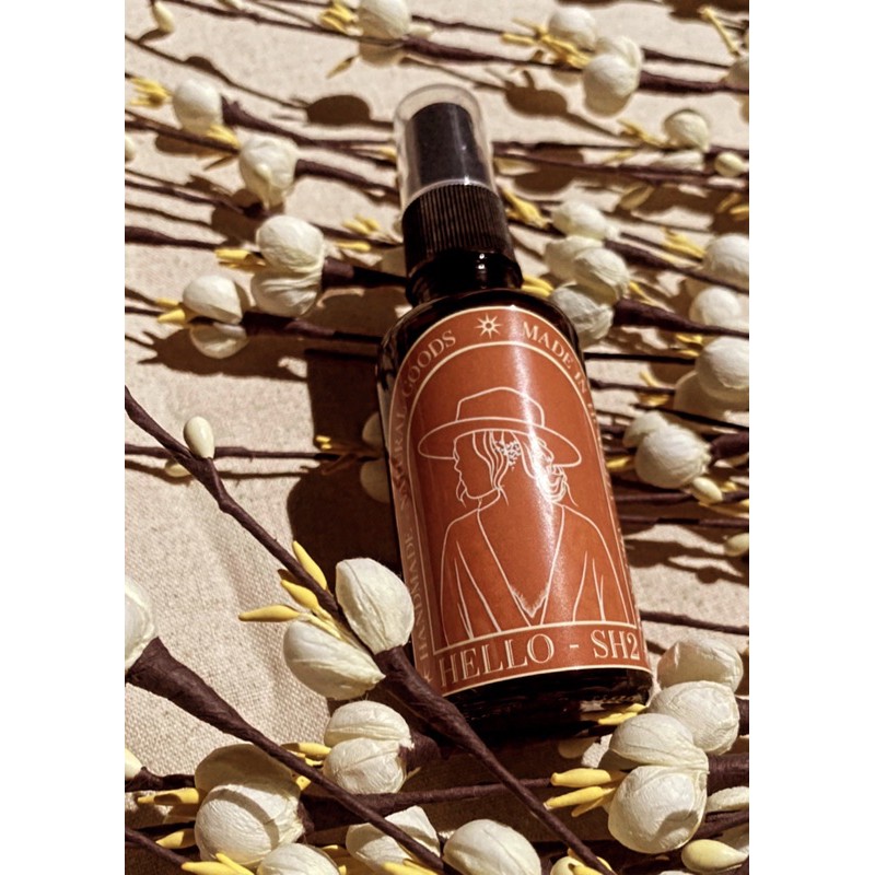 Xịt dưỡng tóc tinh chất bồ kết HelloSh2 | BigBuy360 - bigbuy360.vn