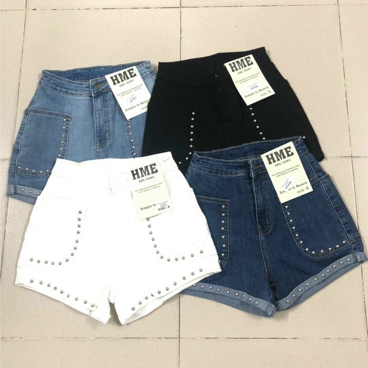 Quần shorts jean đính cườm 2 túi và viền cực xinh , chất jean dày dặn đủ size
