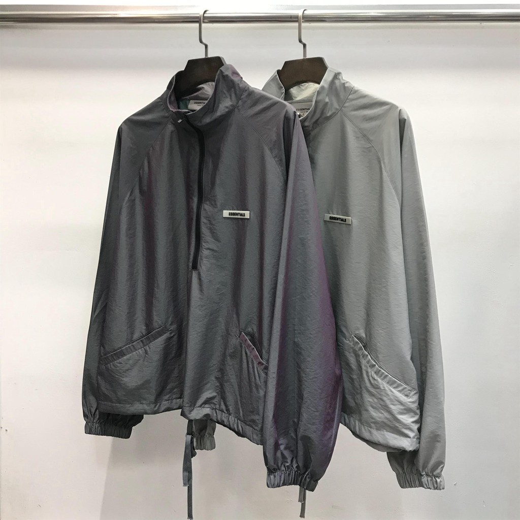 Áo khoác FEAR OF GOD ESSENTIALS bằng nylon ánh laser nhiều màu sắc phong cách đường phố