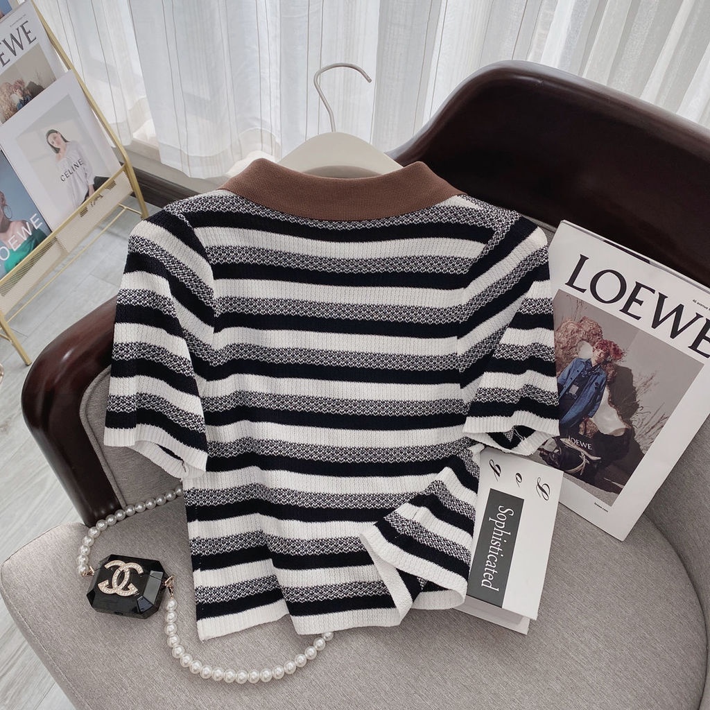 Áo Sweater Dệt Kim Hoạ Tiết Kẻ Sọc Thiết Kế Cổ Bẻ Thanh Lịch