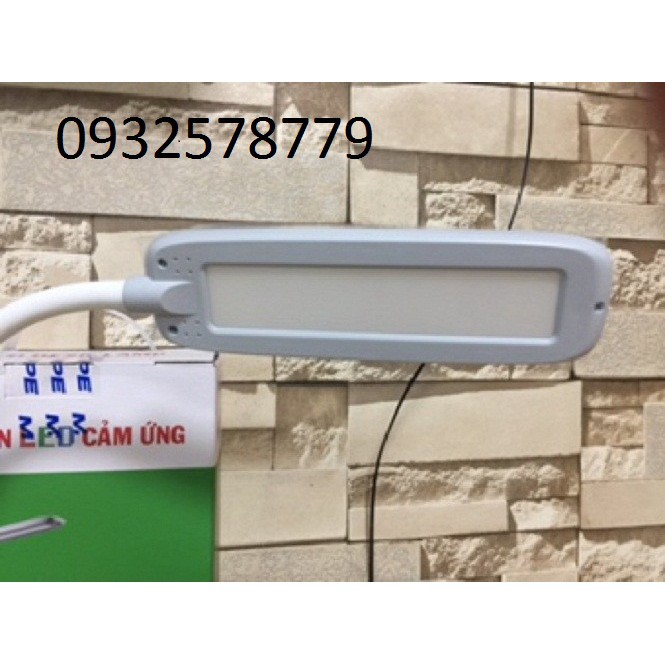 Đèn Led Cảm Ứng Để Bàn Học Chống Cận Học Sinh MPE