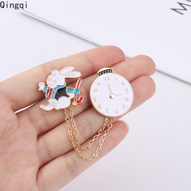 Ghim cài Miss Zoe trang trí thiết kế mặt đồng hồ và thỏ xinh xắn