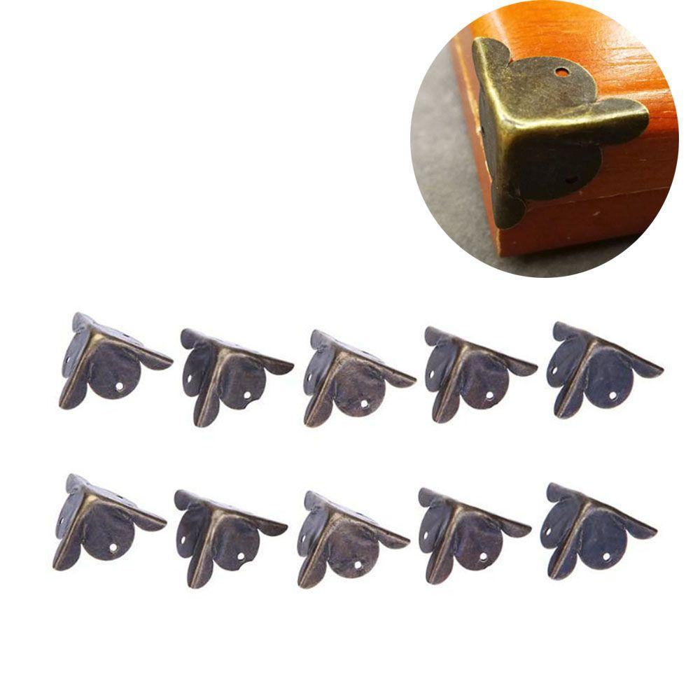 Phụ Kiện Bảo Vệ Góc Hộp Rượu Vang Bằng Đồng Phong Cách Cổ Điển