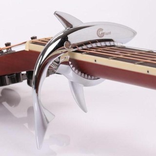 Capo guitar cá mập cao cấp