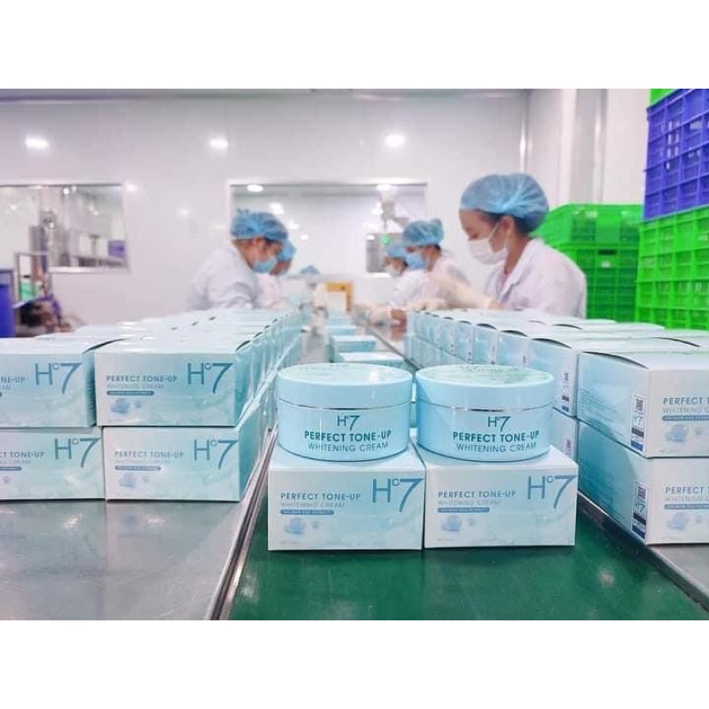 KEM DƯỠNG TRẮNG TOÀN THÂN CHIẾT XUẤT TỪ TRỨNG Cá hồi HC7 huyền còu