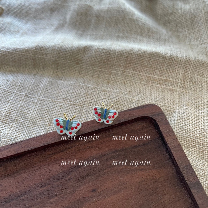 Khuyên Tai Hình Bướm Nhỏ Màu Đỏ Mini Phong Cách Nhật Bản Hàn Quốc