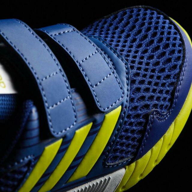 Giày Adidas xách tay Nhật