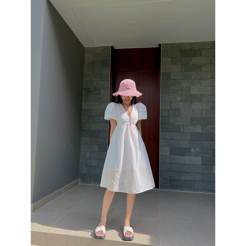 Đầm Maxi Nữ V-neck Net , Chất Vải Kate Hoa Thoải Mái , WDD000199 ,SOMEHOW