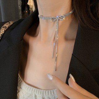 Vòng choker nơ