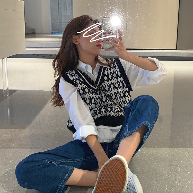 Áo gile thổ cẩm Đen dáng ngắn cổ V Forgirl cho nữ phong cách Hàn Quốc