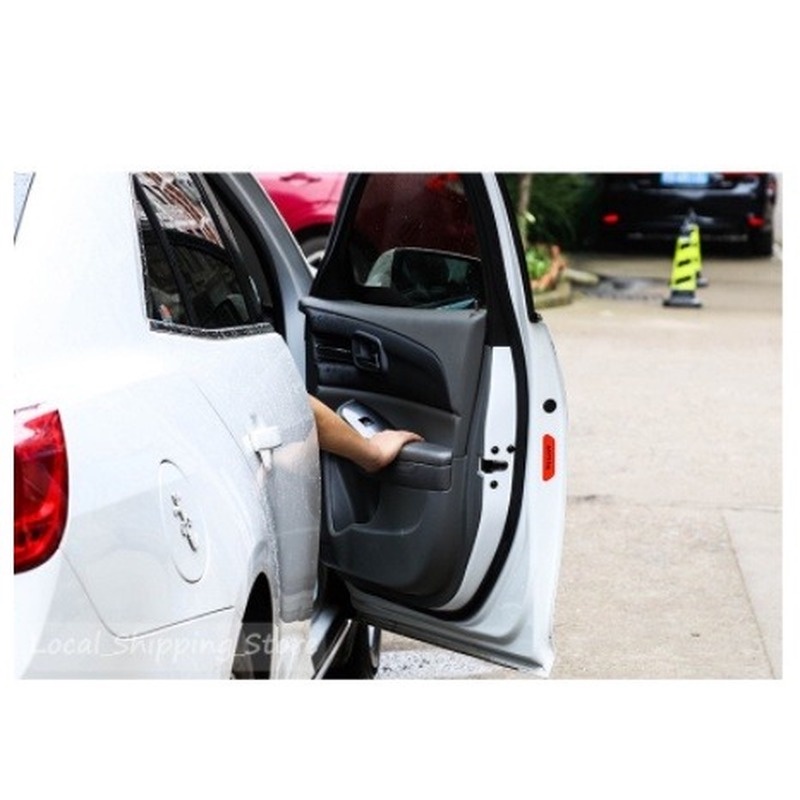 Bộ 4 nhãn dán phản quang trang trí cửa xe hơi tiện lợi