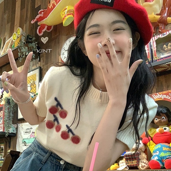 Áo Thun Dệt Kim Tay Ngắn Cổ Tròn In Hình Quả cherry Dễ Thương