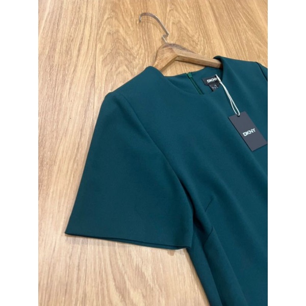 Đầm DKNY xanh