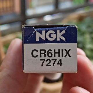 Bugi NGK Iridium - CR6HIX (chân ngắn)