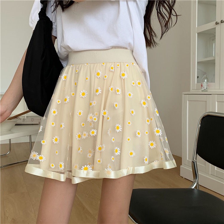 2021 Girls Short Skirt Korean Fashion Trend Sweet Little Daisy Puffy A-line All-match Western Skirt< | BigBuy360 - bigbuy360.vn
