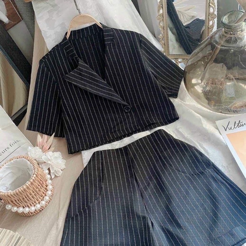 [ Shop bigsize nữ ] Set áo vest croptop phối quần short/đùi chất vải kate sọc #setvestbigsize 60-90kg đen/trắng