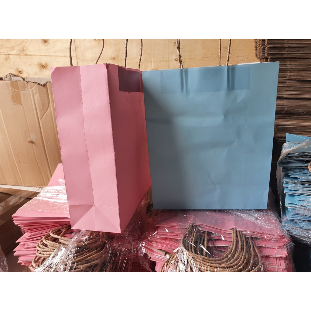 Túi giấy kraft có quai 29x24x10cm