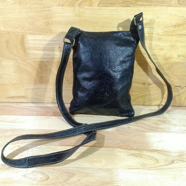 Túi đeo chéo để điện thoại da thật secondhand  240621