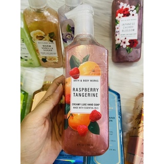 Nước rửa tay dạng gel Bath & Body work 236ml