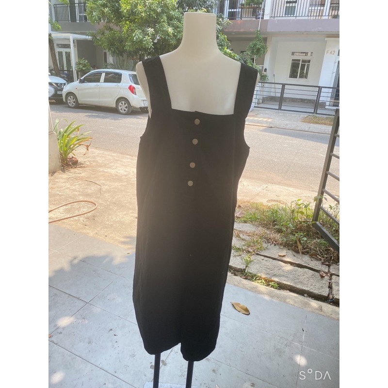 sale đầm thiết kế màu đen hàng si giao ngẫu nhiên