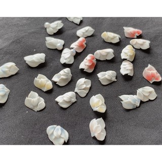 Hoa bột nail_cúc góc ôm móng