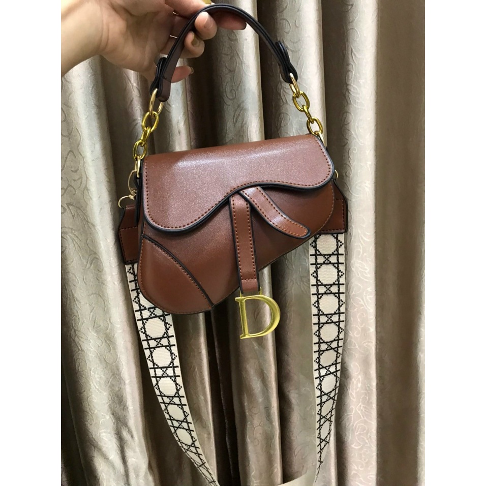 Túi xách nữ đẹp, túi đeo chéo yên ngựa Dior cầm tay dây đeo bản to thời trang Mibon