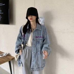 Áo khoác denim dáng rộng thêu họa tiết phong cách phương tây Hàn Quốc cho nữ