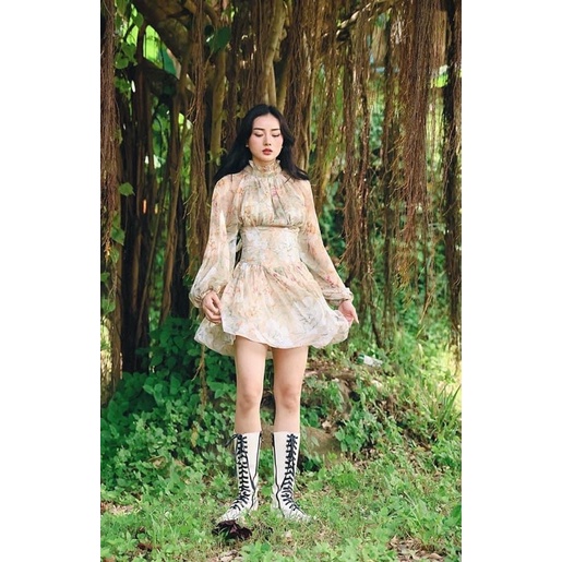 Dearjose Đầm hoa size S xoè ngắn cổ cao tay phồng cột nơ lưng Dear José