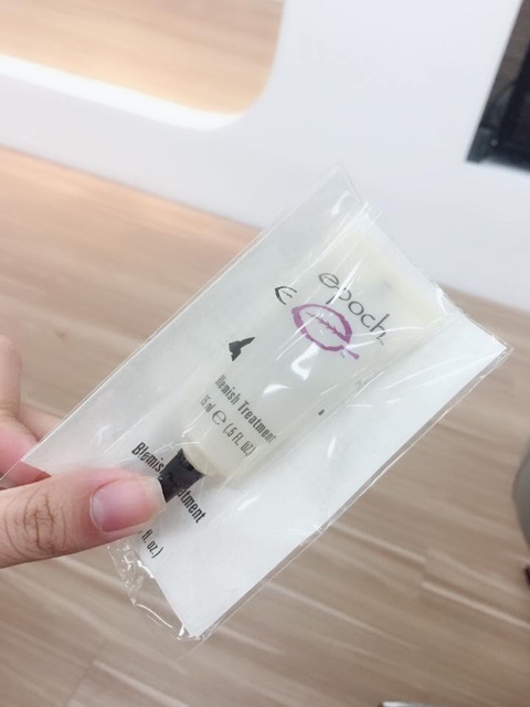 Kem chấm mụn Epoch Blemish Treatment Nuskin