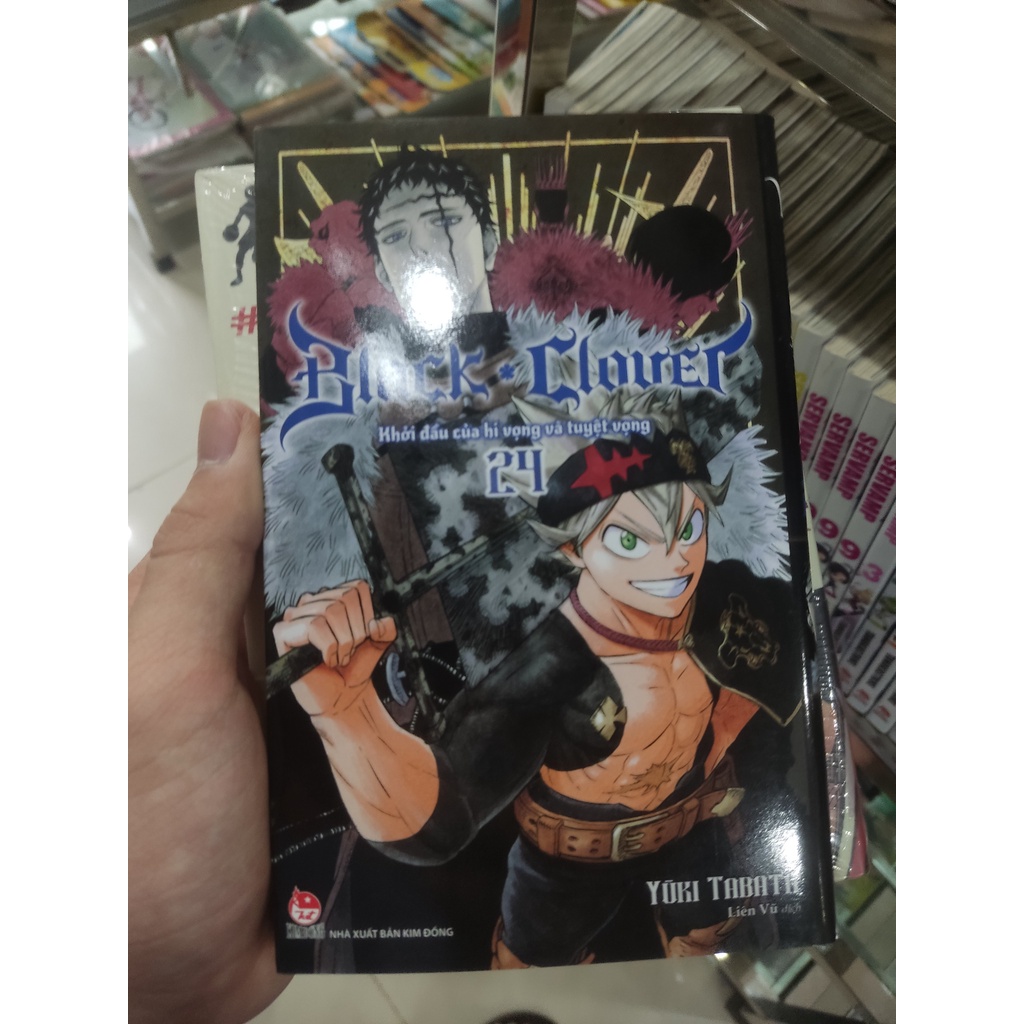 Notebook - Black Clover tập 24 (Kèm postcard)