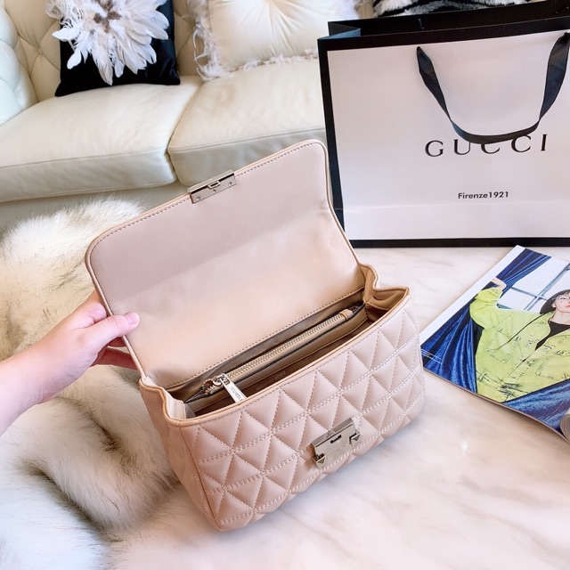 ✨Túi Michael Kors size 24 da bò thật fullbox bill