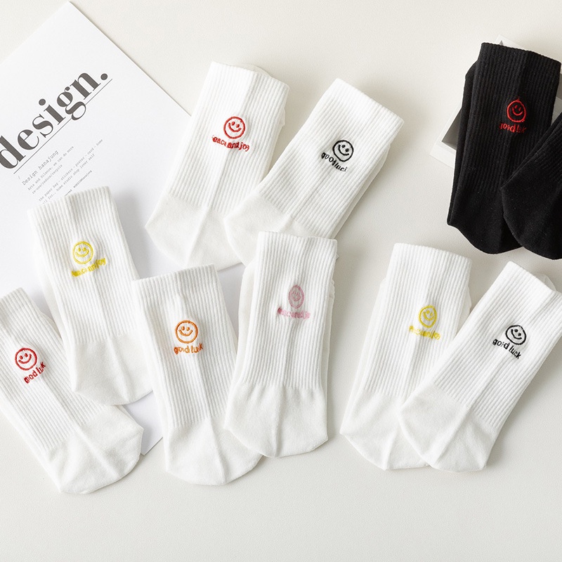 Vớ WAFNHA D549 thêu kiểu mặt cười thời trang