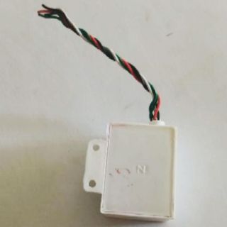 Rơ le nháy đuổi đèn xi nhan
