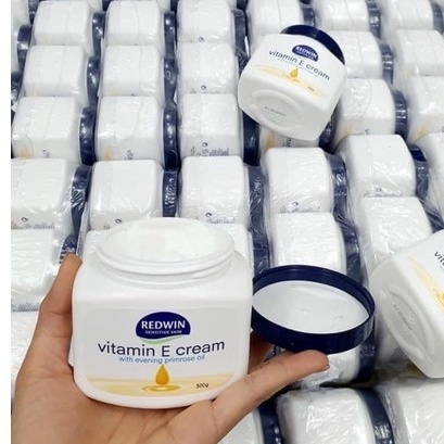 Kem Dưỡng Ẩm Redwin Vitamin E Cream 300g hàng Chính Hãng