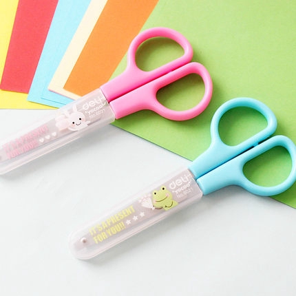 Deli. Kéo Cắt Kèm Vỏ Bảo Vệ An Toàn Cho Bé